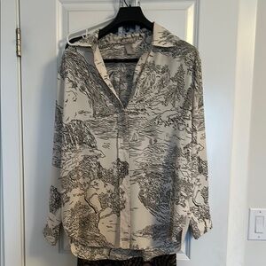 Women’s Beige Graphic Lightweight Dress Shirt